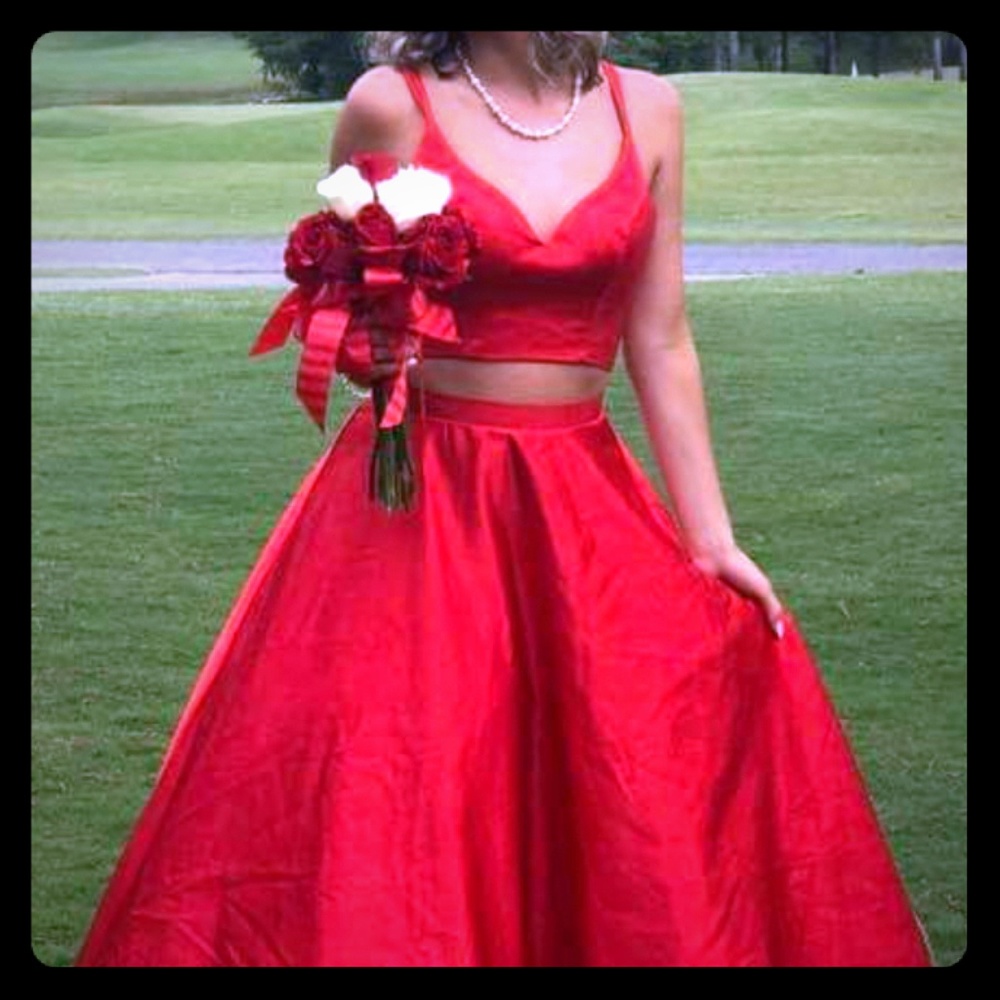 JJ's House Promdress